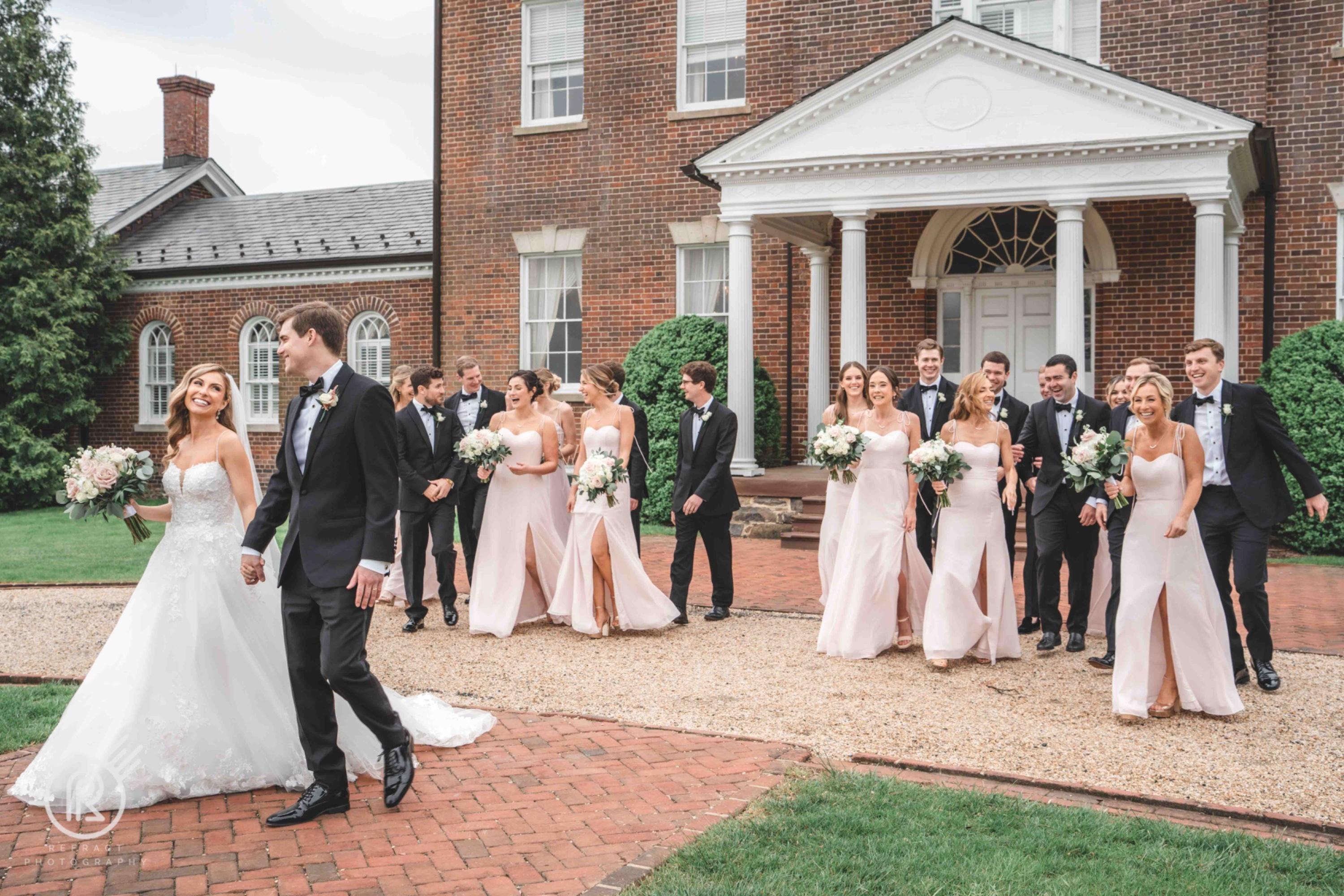 carousel-hero-element image-0